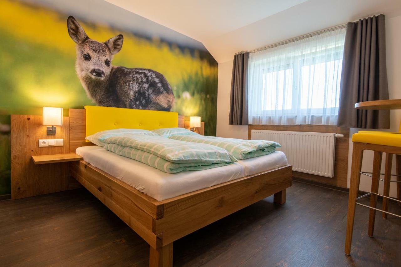 Genussgasthof Willenshofer Sankt Kathrein am Hauenstein Bagian luar foto