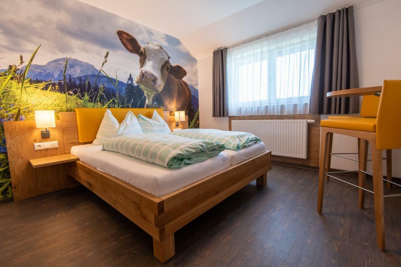 Genussgasthof Willenshofer Sankt Kathrein am Hauenstein Bagian luar foto