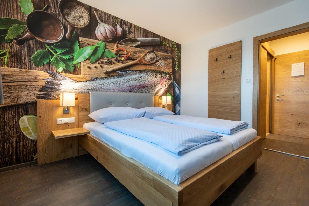 Genussgasthof Willenshofer Sankt Kathrein am Hauenstein Bagian luar foto