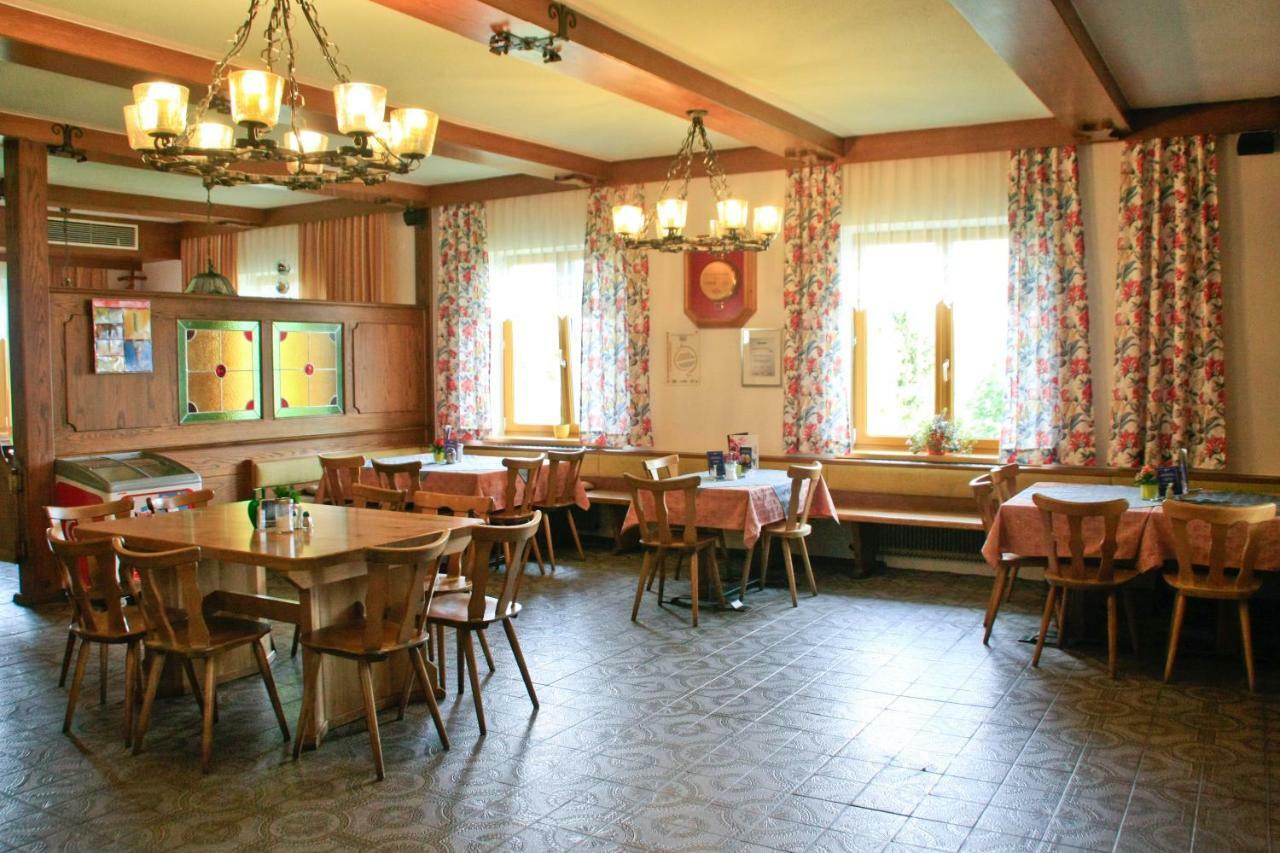Genussgasthof Willenshofer Sankt Kathrein am Hauenstein Bagian luar foto