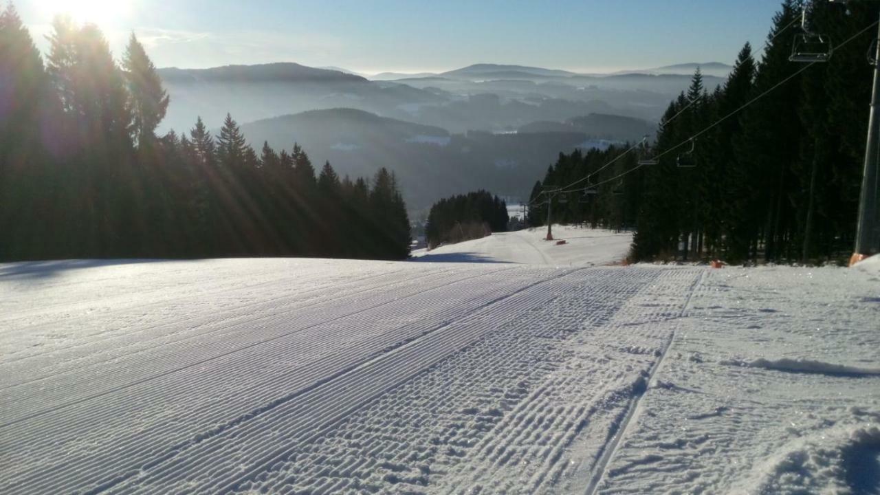 Genussgasthof Willenshofer Sankt Kathrein am Hauenstein Bagian luar foto